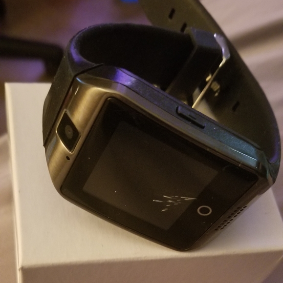 Smart Watch - Picture 2 of 5